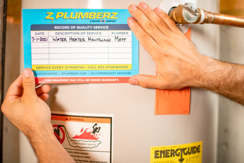 Z PLUMBERZ franchise owner leaves note on water tank